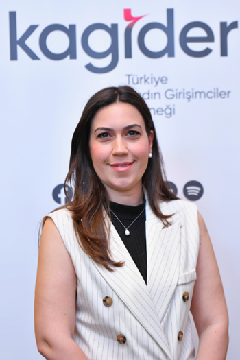 Hazal Çetin 