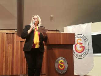 KAGİDER Başkan Yrd. Dr. Zehra Güngör Galatasaray Üniversitesi W-Talk Etkinliğine Katıldı.