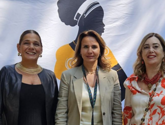 W20 TÜRKİYE DELEGELERİ ESRA BEZİRCİOĞLU, GÜLDEN TÜRKTAN ve YEŞİM SEVİĞ, W20 GÜNEY AFRİKA ZİRVESİ'NE KATILDI. 