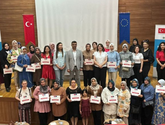 Yerelde Kadın Gücü Projesi Kapsamında, Oğuzeli’ndeki Kadınlarla Birlikte Çıktığımız Bu Yolculukta Kapasite Güçlendirme Eğitimlerimizi Tamamladık!