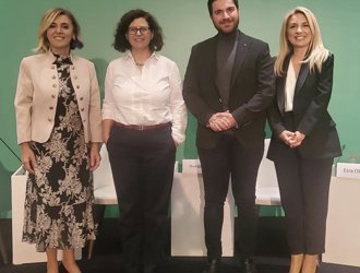 "Sosyal Girişimlerle Kâr ve Toplumsal Fayda Bir Arada'' paneli düzenlendi.