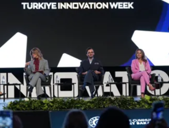  KAGİDER President Esra Bezircioğlu Speakers at Turkey Innovation Week Panel