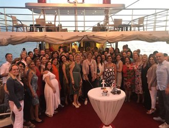 "Yaza Merhaba Partimiz"