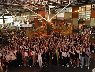 Geleceğin Kadın Liderleri Programı, Cumhuriyet'in 100. Yılında Mezun Sayısını 1.750'ye Ulaştırdı