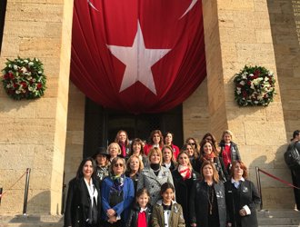 KAGİDER, Anıtkabir'i ziyaret etti