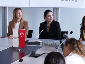 KAGİDER Yönetim Kurulu Üyesi Selen Erdeniz Kahraman, Nişantaşı Üniversitesi Brain Pool Kulubü'nün Düzenlediği 'Işığın Peşinde' Söyleşisine Katıldı!